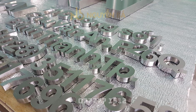 Chữ inox trắng uốn nổi